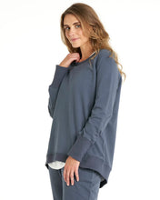 Load image into Gallery viewer, Betty Basics Dolly Sweat Indi Blue