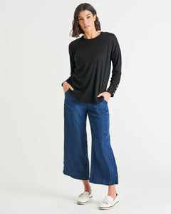 Betty Basics Malika Ribbed Long Sleeve Tee Black