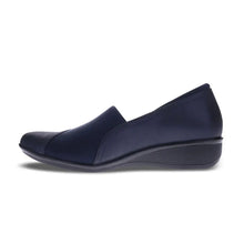 Load image into Gallery viewer, Revere Women Naples Sapphire Loafer