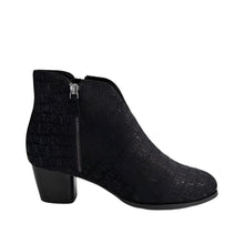 Load image into Gallery viewer, Ziera Govak W Black Mix Print Leather Ankle Boots