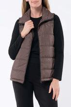 Load image into Gallery viewer, Jump Houndstooth Puffer Vest